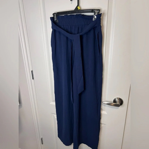 NWT | Navy Wide Leg Paper Bag Pants | Size  S [31] - Picture 2 of 7